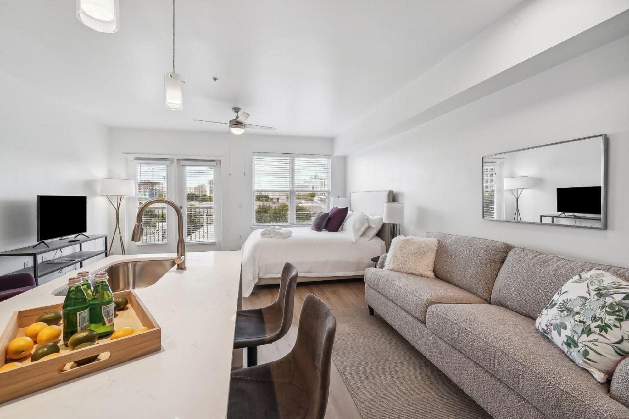 Premium Apartments And Studios At Midtown 205 In Σάρλοτ Εξωτερικό φωτογραφία