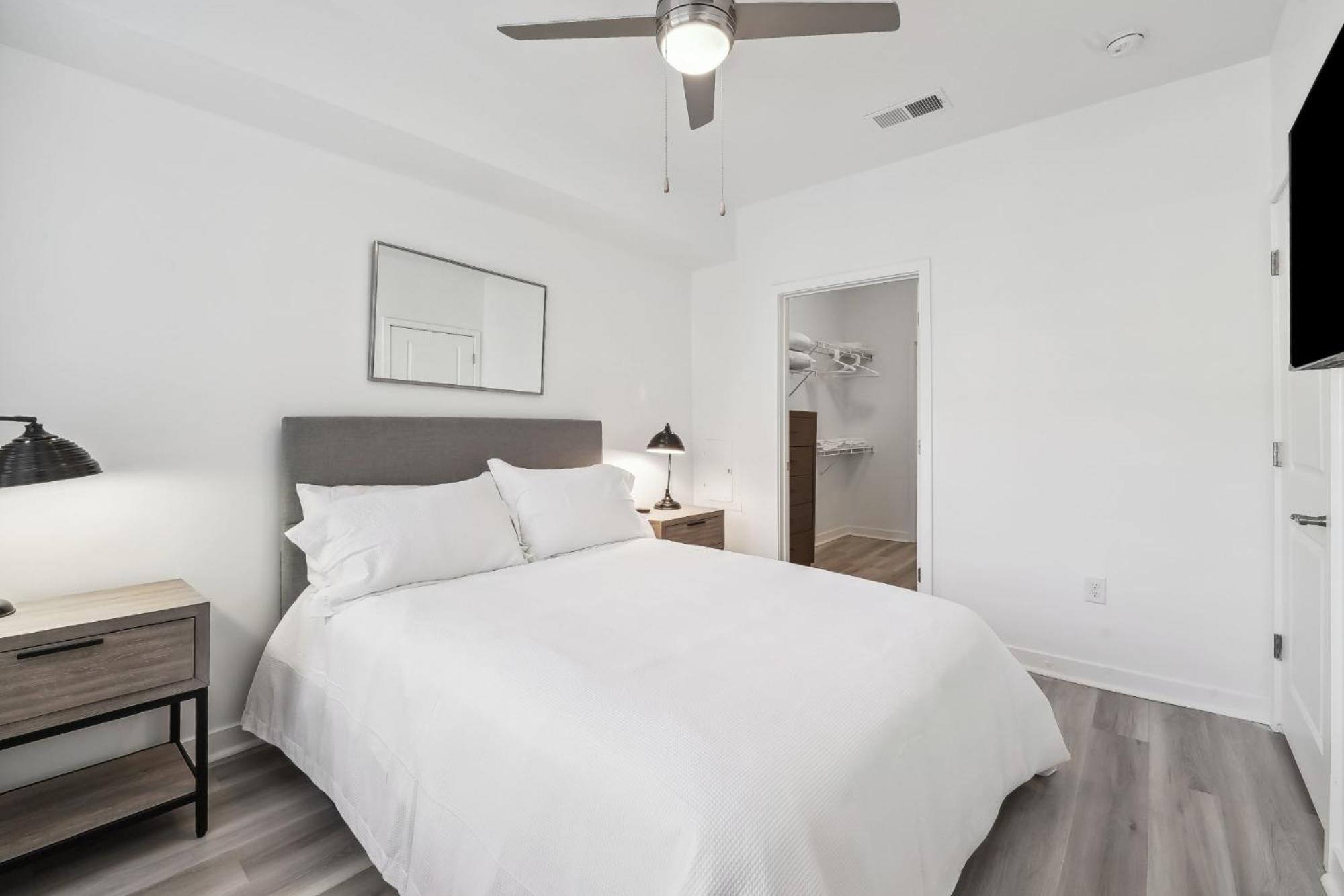 Premium Apartments And Studios At Midtown 205 In Σάρλοτ Εξωτερικό φωτογραφία